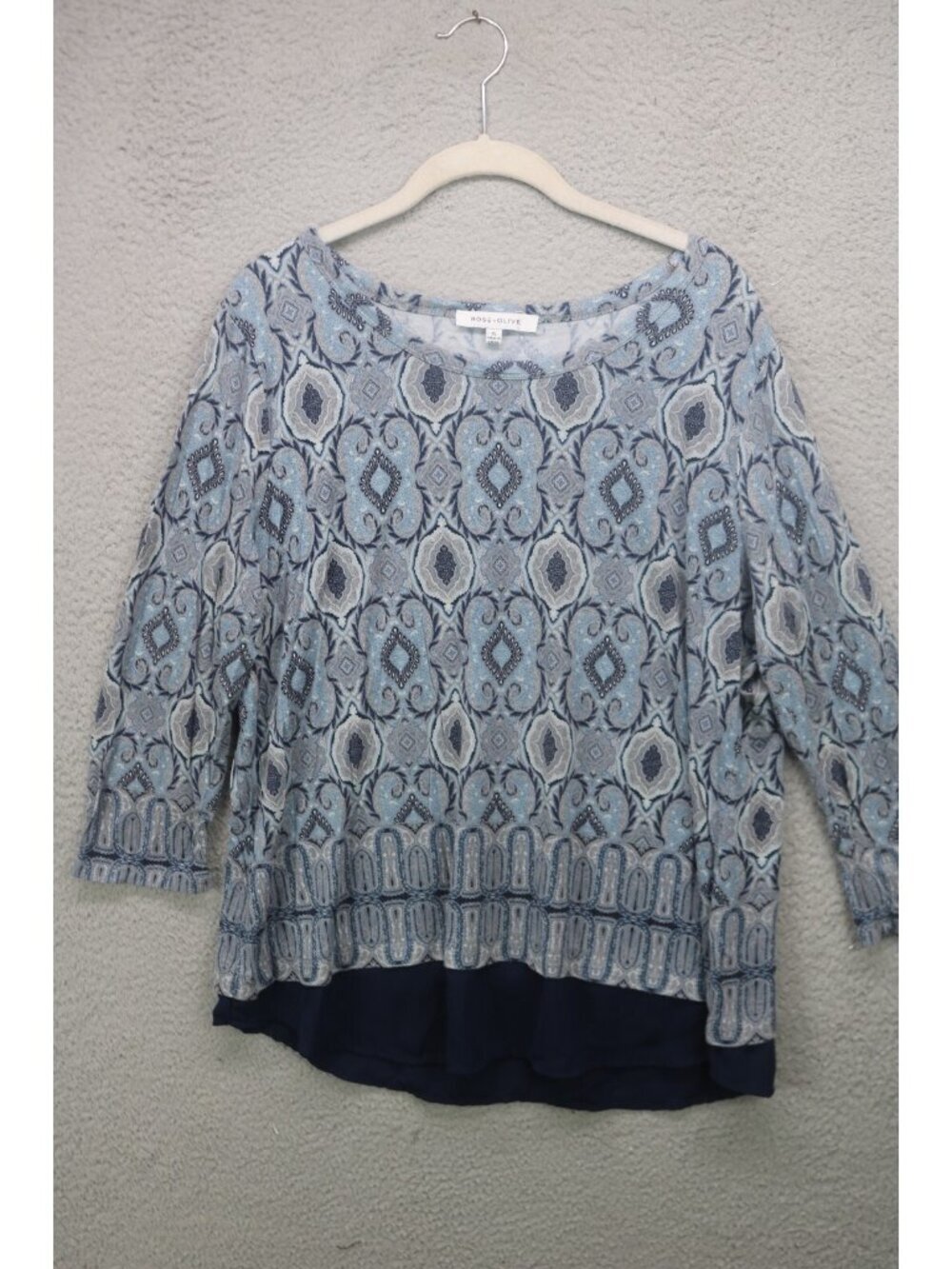 Rose & Olive 3/4 Sleeve Tunic-Size XL-Chiffon Trim-Soft & Comfy-Cozy Chic